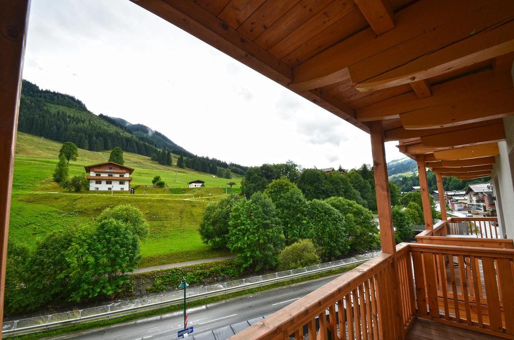 Appartementhaus Kristall Incl Joker Card By All In One Apartments Saalbach-Hinterglemm Exterior photo