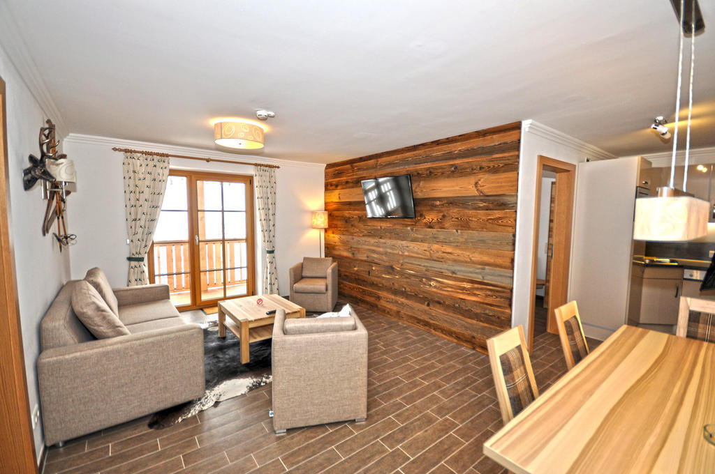 Appartementhaus Kristall Incl Joker Card By All In One Apartments Saalbach-Hinterglemm Room photo